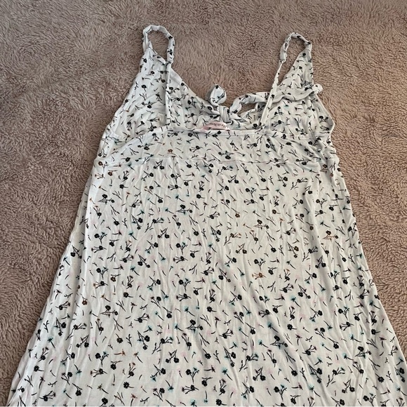 La Senza Floral Nightie - Picture 5 of 8